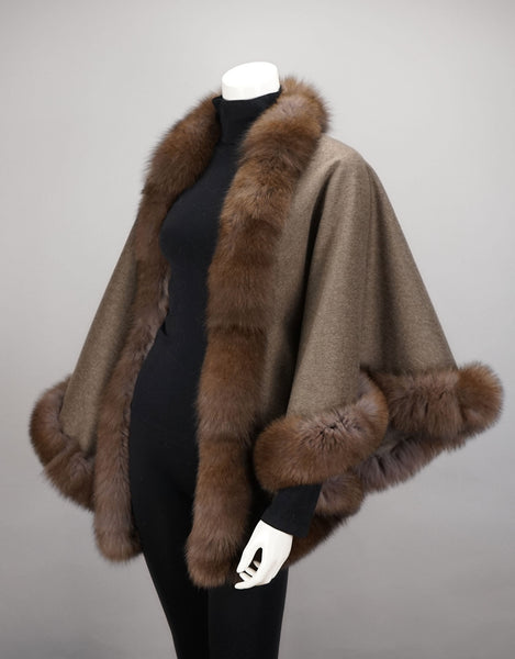 Loro Piana Medium Round Cape- Mocha