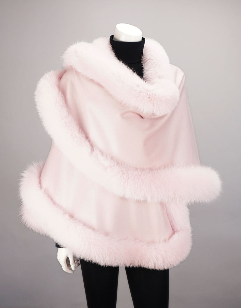 Cashmere Medium Round Cape - Pink
