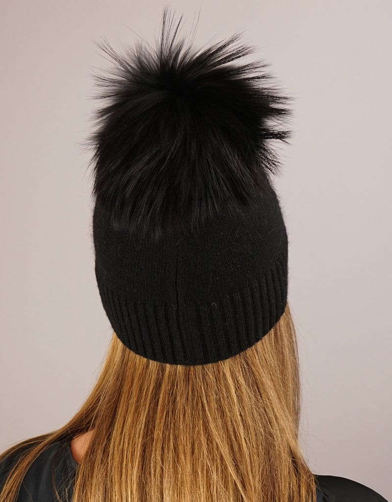 Circle Flower Rhinestone Hat- Black