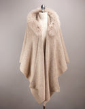 Hooded Wrap with Loop 