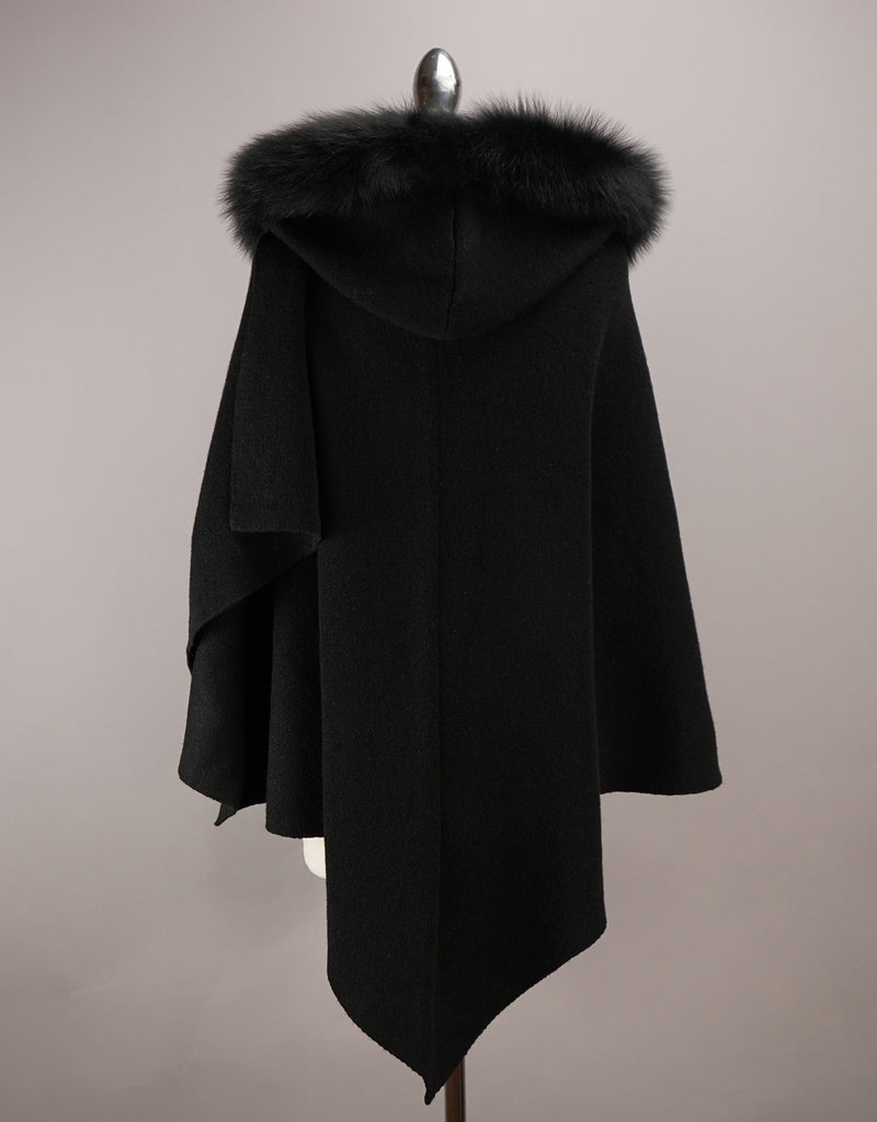 Hooded Wrap with Loop "Pull Thru" - Black