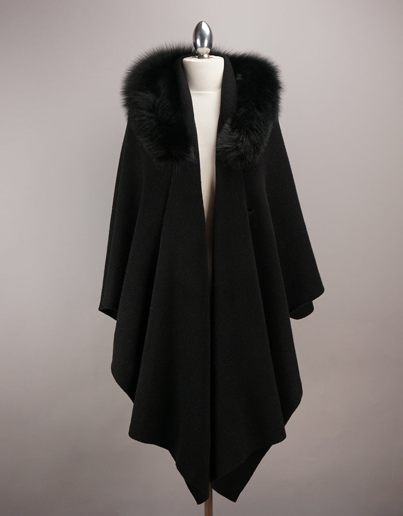 Hooded Wrap with Loop "Pull Thru" - Black