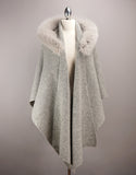 Hooded Wrap with Loop 