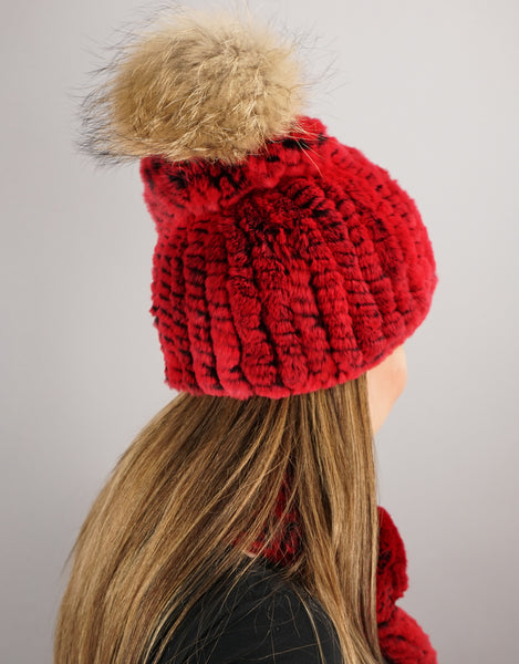 Classic Pom Pom Hat - Red Black