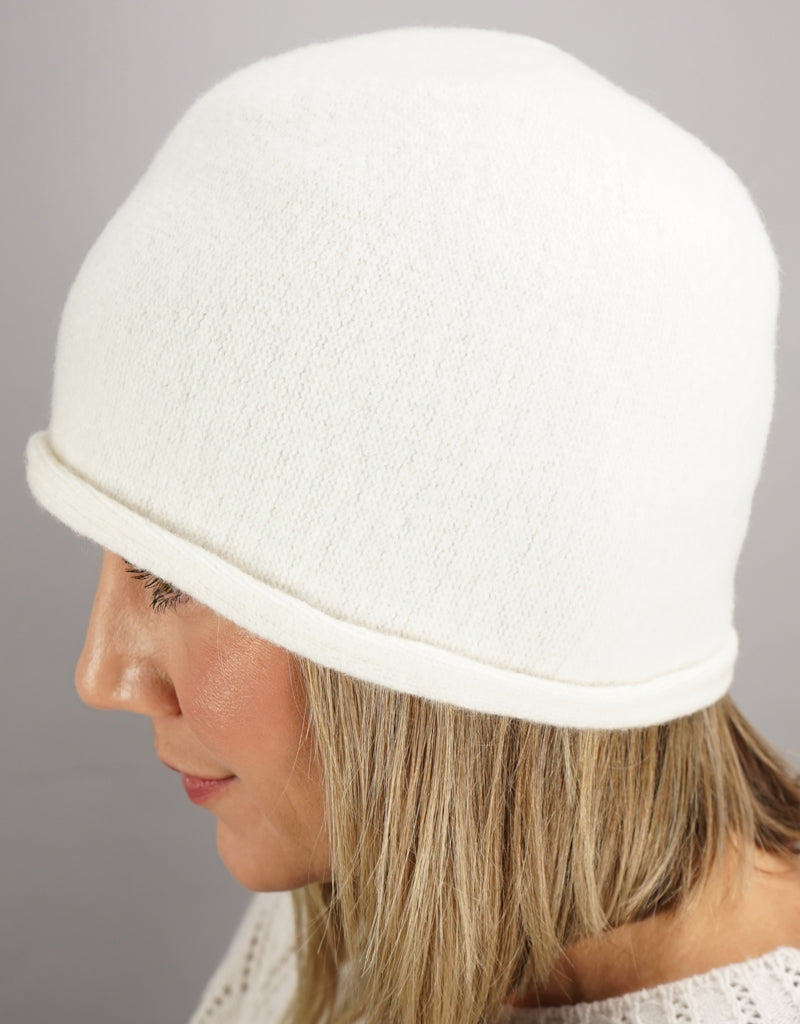 Cloche with Fox Applique - White / Match Fox