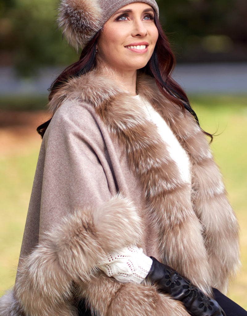 Petite Cashmere Cape - Taupe Amber