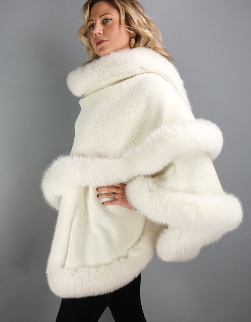 Alpaca Blend Medium Cape- Off White